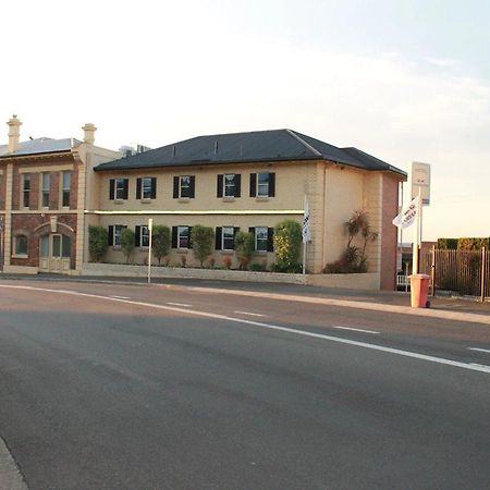 Coach House Launceston Hotel Kültér fotó