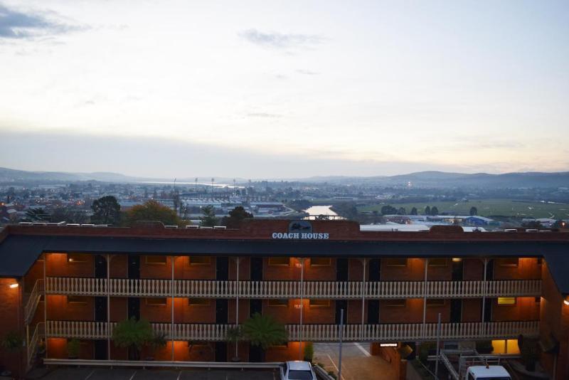 Coach House Launceston Hotel Kültér fotó