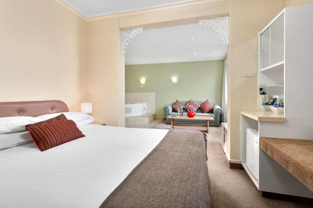 Coach House Launceston Hotel Kültér fotó