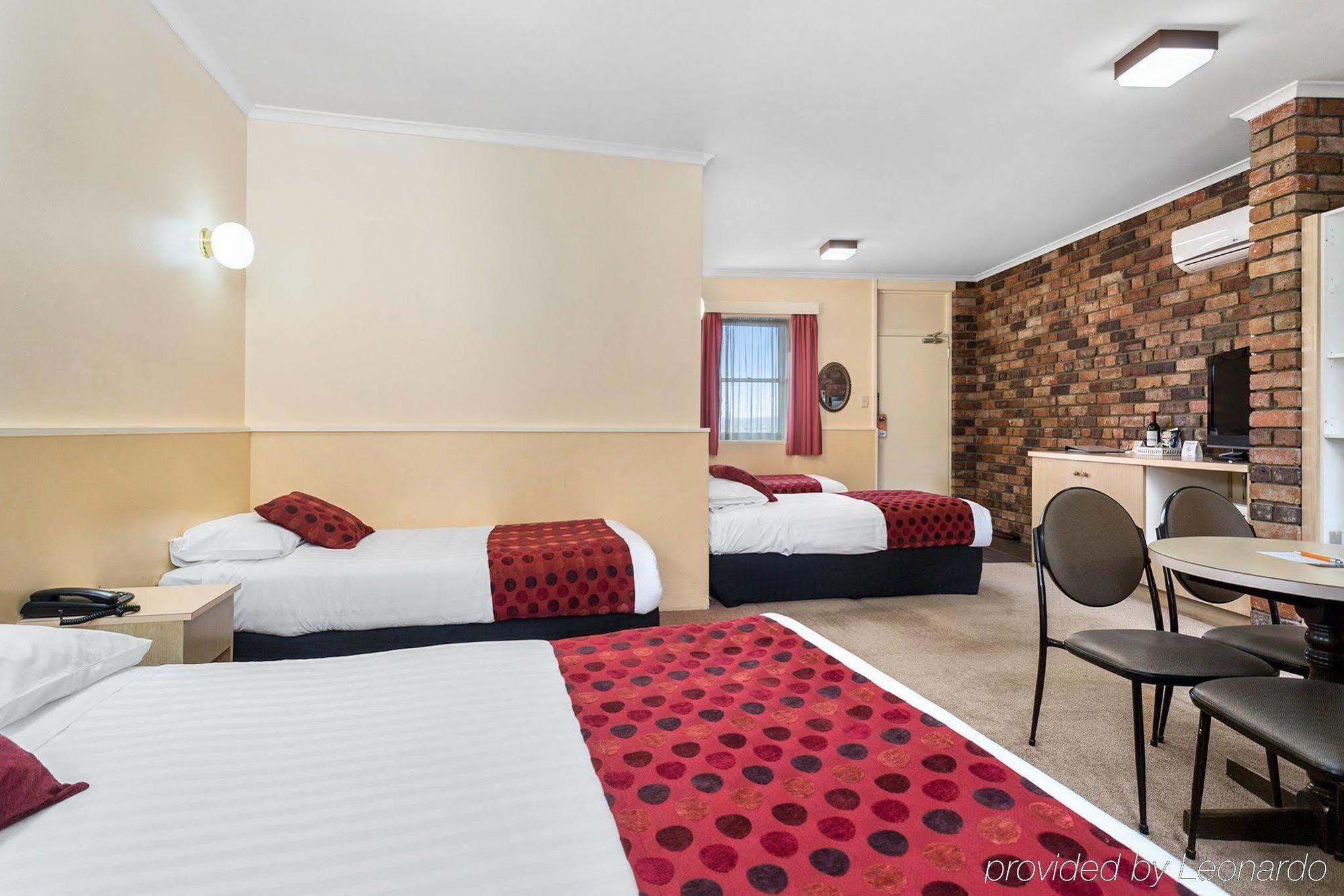 Coach House Launceston Hotel Kültér fotó