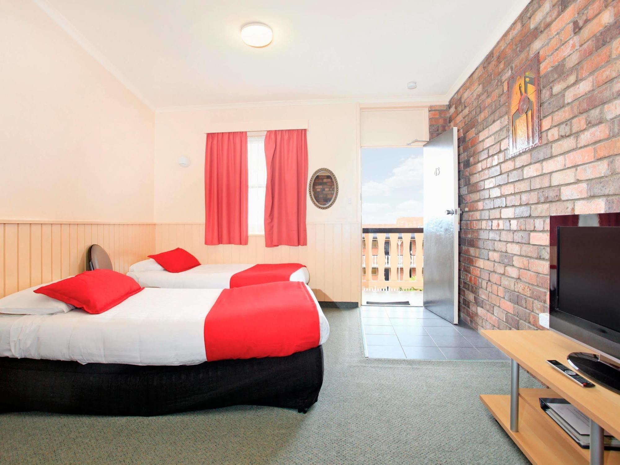 Coach House Launceston Hotel Kültér fotó